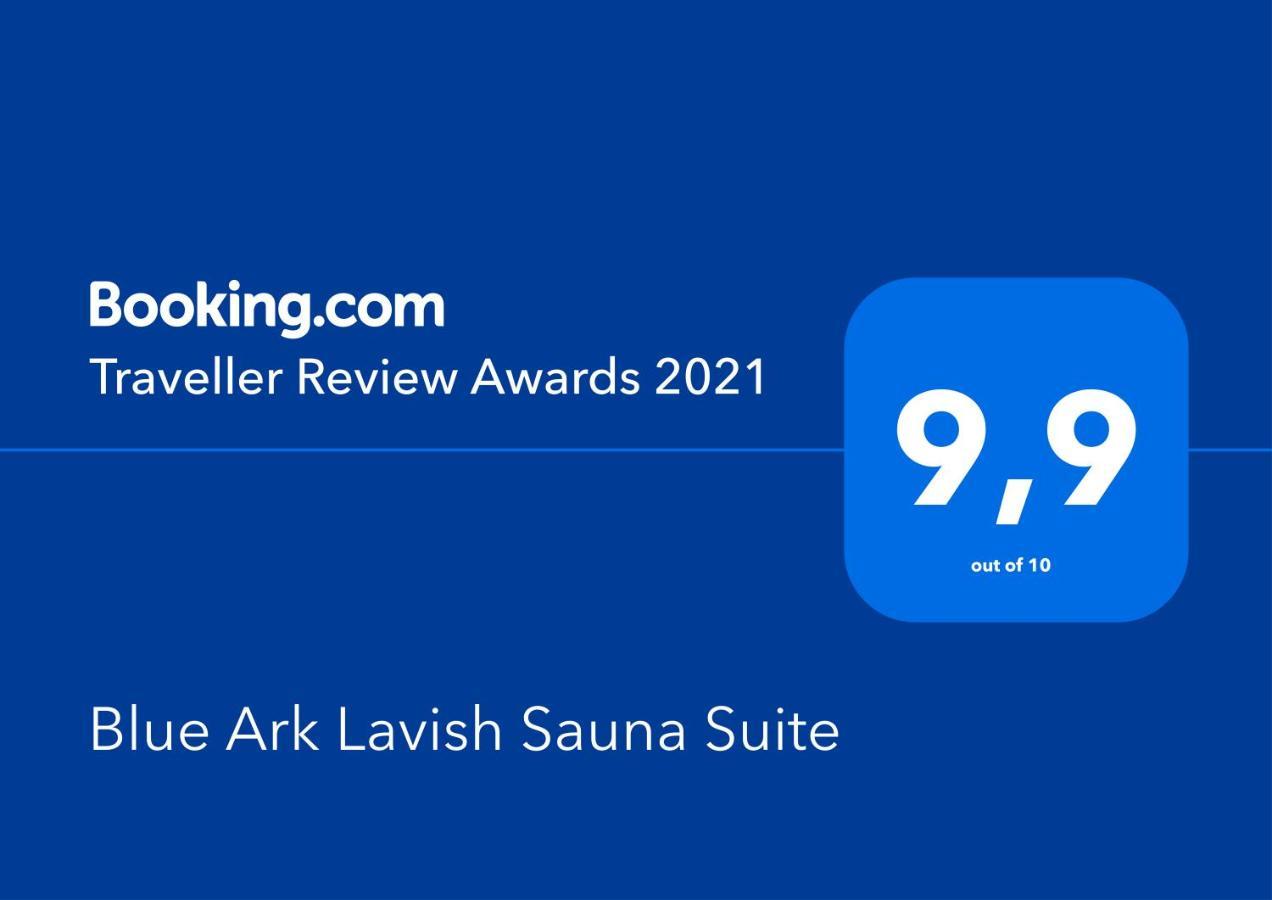 Blue Ark Lavish Sauna Suite Athena Bagian luar foto